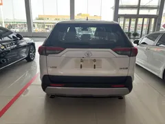 2023 Toyota RAV4 2.0L CVT 2WD, белый — фото 4