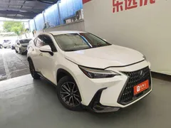 2022 Lexus NX 260 2WD, белый — фото 2