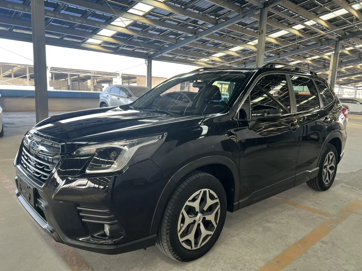 2022 Subaru Forester 2.0i AWD Luxury