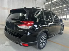 2022 Subaru Forester 2.0i AWD Luxury, чёрный — фото 4