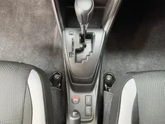 2022 Toyota Yaris L Zhixuan X 1.5L CVT Leading Plus, белый — фото 11