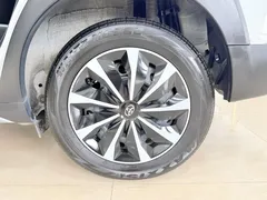 2022 Toyota Yaris L Zhixuan X 1.5L CVT Leading Plus, белый — фото 19