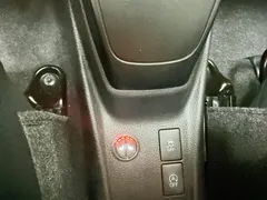2022 Toyota Yaris L Zhixuan X 1.5L CVT Leading Plus, белый — фото 23
