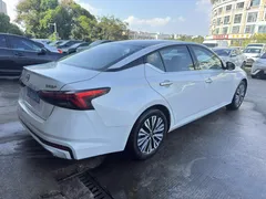 2022 Nissan Teana 2.0L XL-TLS, белый — фото 7