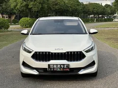 2021 Kia Cerato 1.5L CVT Fashion, белый — фото 2