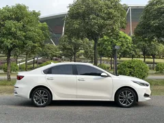 2021 Kia Cerato 1.5L CVT Fashion, белый — фото 10