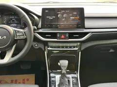 2021 Kia Cerato 1.5L CVT Fashion, белый — фото 17