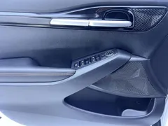 2023 Kia Seltos 1.5L IVT Luxury, белый — фото 8