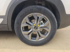 2023 Kia Seltos 1.5L IVT Luxury, белый — фото 14