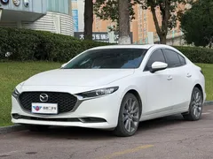 2023 Mazda Mazda3 2.0L AT, белый — фото 1