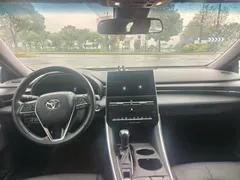 2022 Toyota Avalon 2.0L Luxury, чёрный — фото 6