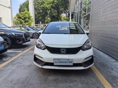 2021 Honda Fit 1.5L CVT, белый — фото 2