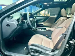 2022 Lexus ES 200 Excellence, чёрный — фото 4