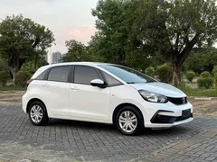 2021 Honda Fit 1.5L CVT, белый — фото 3