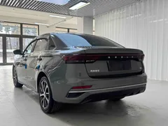 2023 Geely Emgrand 4th Gen 1.5L CVT Premium Champion — фото 4