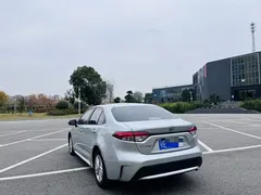 2021 Toyota Levin Hybrid 1.8H E-CVT Advanced — фото 4