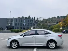 2021 Toyota Levin Hybrid 1.8H E-CVT Advanced — фото 9