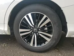 2021 Honda Odyssey 2.0L Supreme, белый — фото 17