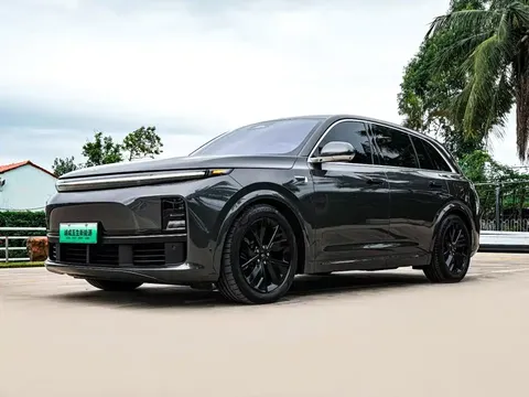 2023 Li Auto L7 Pro