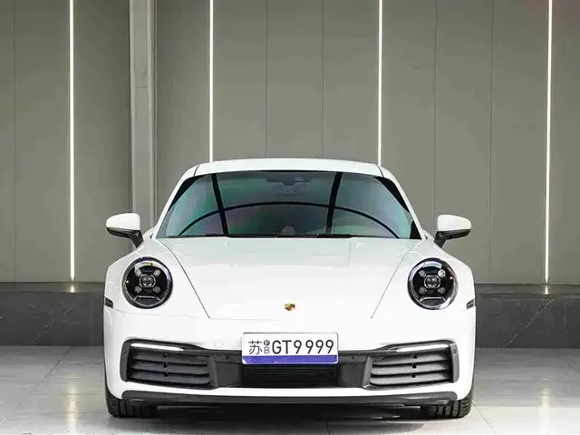 2023 Porsche 911 Carrera 3.0T