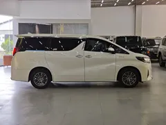 2021 Toyota Alphard Hybrid 2.5L Premium, белый — фото 7