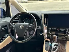 2021 Toyota Alphard Hybrid 2.5L Premium, белый — фото 9