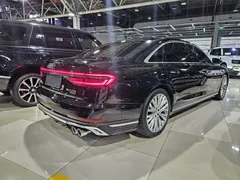 2022 Audi A8L 50 TFSI quattro, чёрный — фото 4