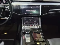 2022 Audi A8L 50 TFSI quattro, чёрный — фото 14