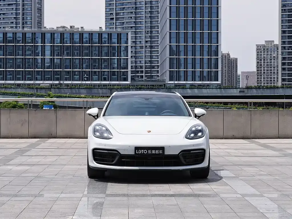 2022 Porsche Panamera 2.9T