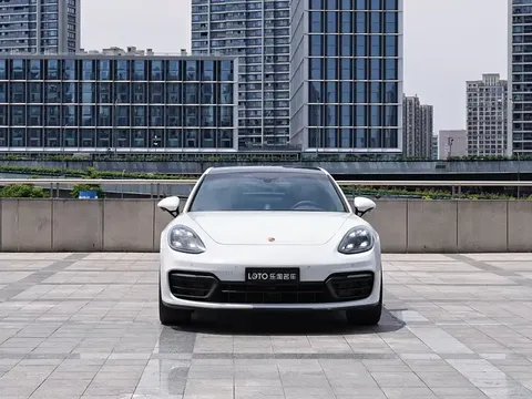 2022 Porsche Panamera 2.9T