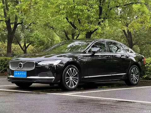 2024 Volvo S90 Plug-in Hybrid Plug-in Hybrid 4WD Long Range Zhiyi Luxury