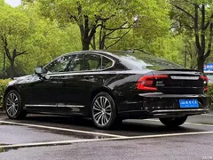 2024 Volvo S90 Plug-in Hybrid Plug-in Hybrid 4WD Long Range Zhiyi Luxury, чёрный — фото 7