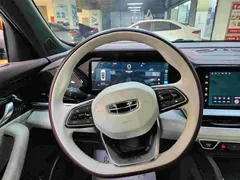 2021 Geely Monjaro L 2.0TD DCT EVO 2WD — фото 12