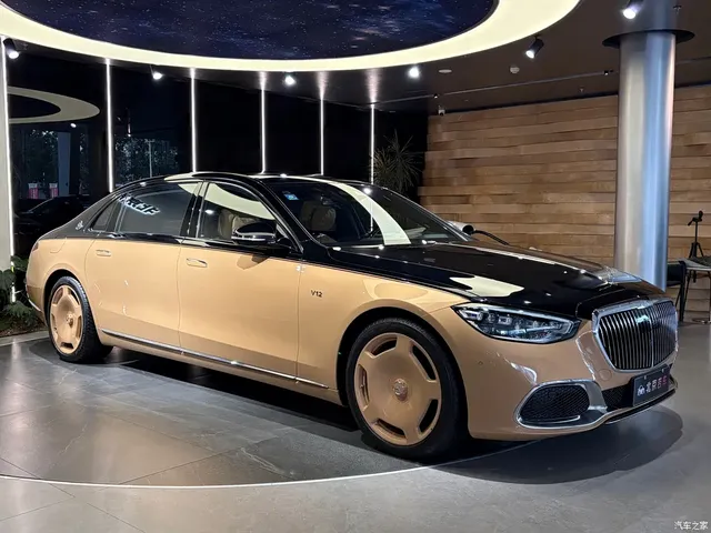 2022 Mercedes-Benz Maybach S-Class S 680 4MATIC Virgil Abloh Limited Edition