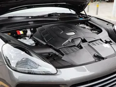 2022 Porsche Cayenne 3.0T Platinum — фото 10