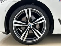 2022 BMW 6 Series GT 630i M, белый — фото 24