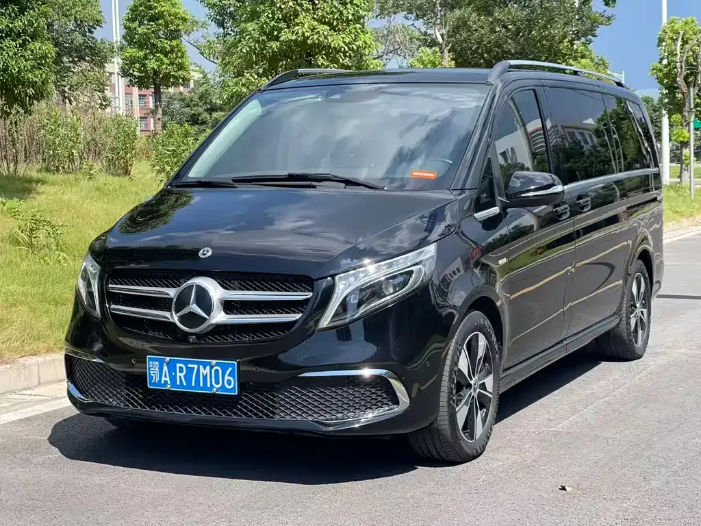2022 Mercedes-Benz V-Class V 260 Premium