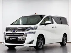 2020 Toyota Vellfire Hybrid 2.5L HV Premium, белый — фото 1