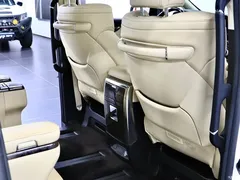 2020 Toyota Vellfire Hybrid 2.5L HV Premium, белый — фото 16