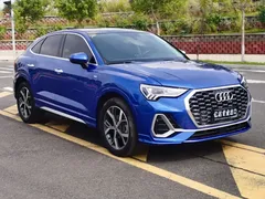 2020 Audi Q3 Sportback 40 TFSI Fashion, синий — фото 1
