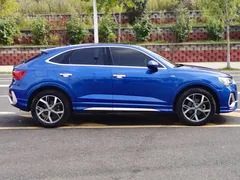 2020 Audi Q3 Sportback 40 TFSI Fashion, синий — фото 3
