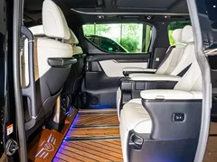 2020 Lexus LM 300h, чёрный — фото 11