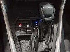 2023 Toyota Wildlander 2.0L CVT 2WD Advanced, белый — фото 13