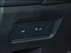 2021 Geely Discover 360PS R-Dynamic S, чёрный — фото 18