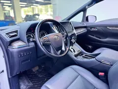 2020 Toyota Alphard Hybrid 2.5L Premium, белый — фото 5