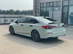 2023 Honda Civic 2.0L e:HEV, зелёный — фото 6