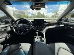 2021 Toyota Camry 2.0G Luxury — фото 4