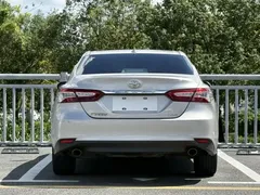 2021 Toyota Camry 2.0G Luxury — фото 8