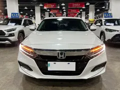 2018 Honda Accord 260TURBO Elite V, белый — фото 2