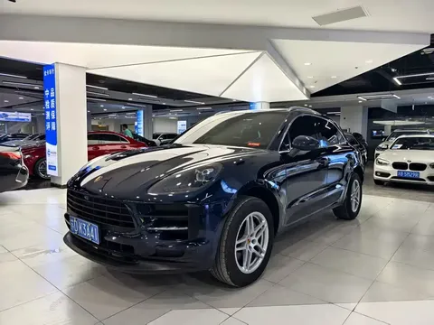 2021 Porsche Macan 2.0T